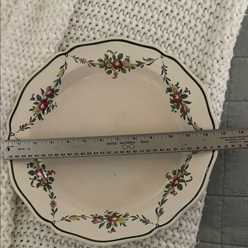 Royal Doulton Old Leeds 12.75 in Scalloped Cream Serving Plate w/ Floral Border